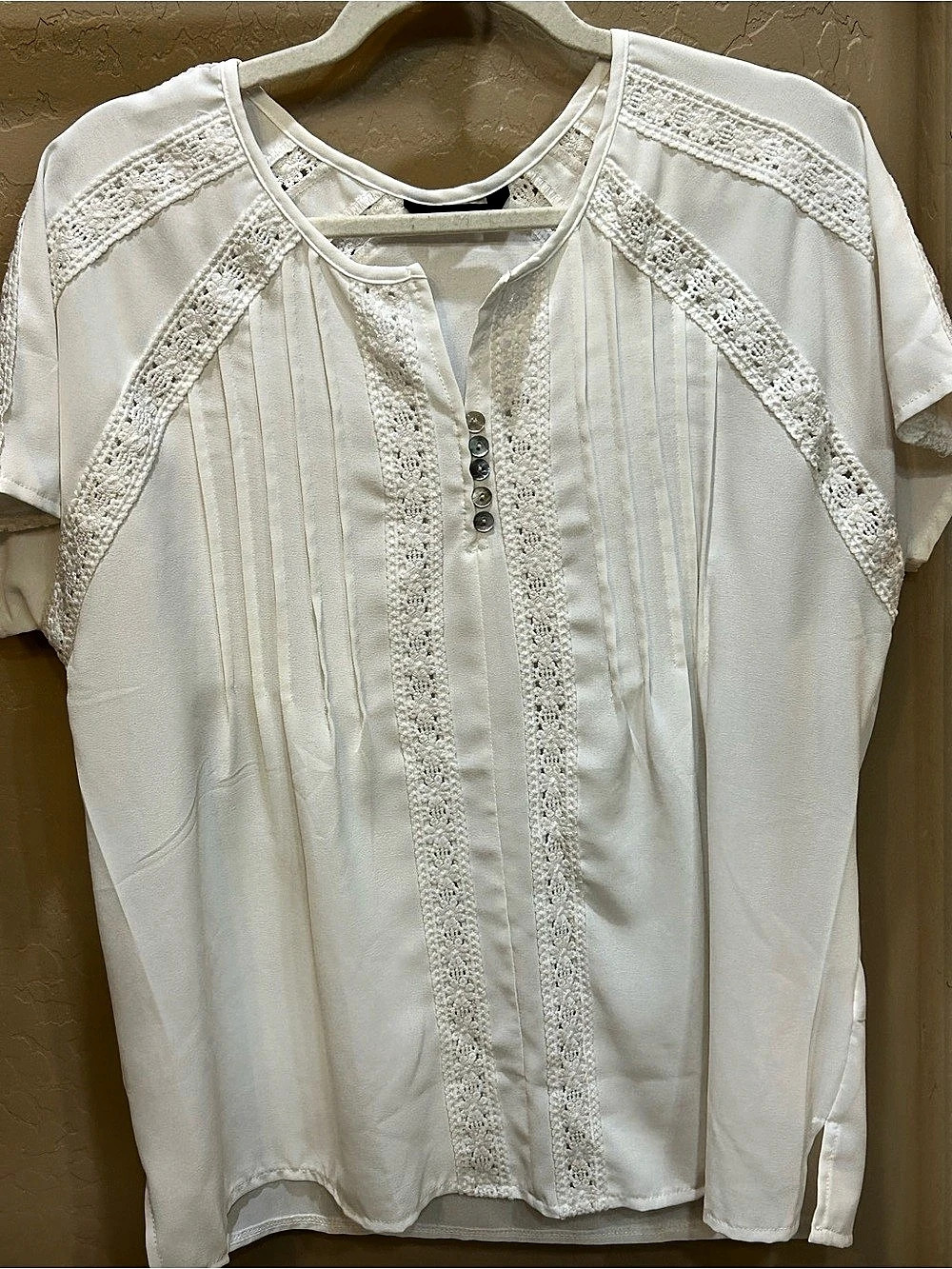 DOKOTOO White Lace Trim Blouse Like New